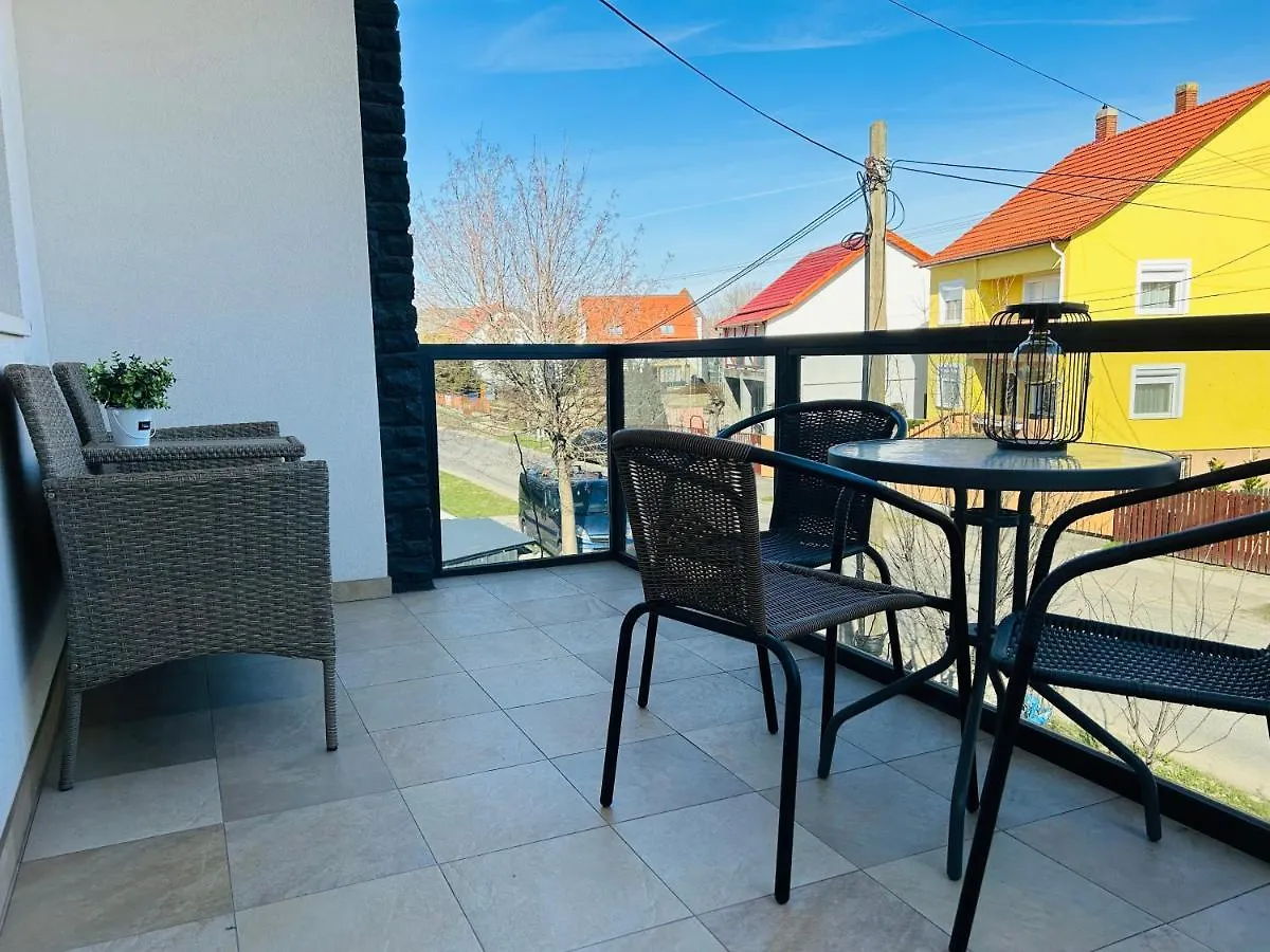 Eros Apartman Hajdúszoboszló 0*,  Ungheria