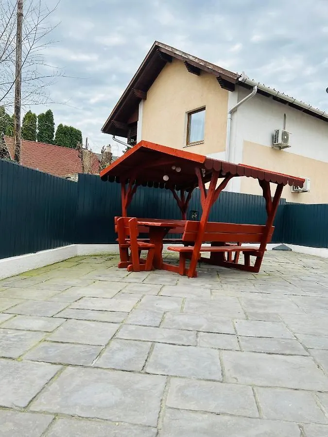 Eros Apartman Hajdúszoboszló 0*,  Ungheria