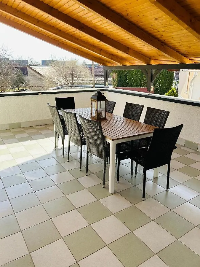 Eros Apartman Hajdúszoboszló Appartamento